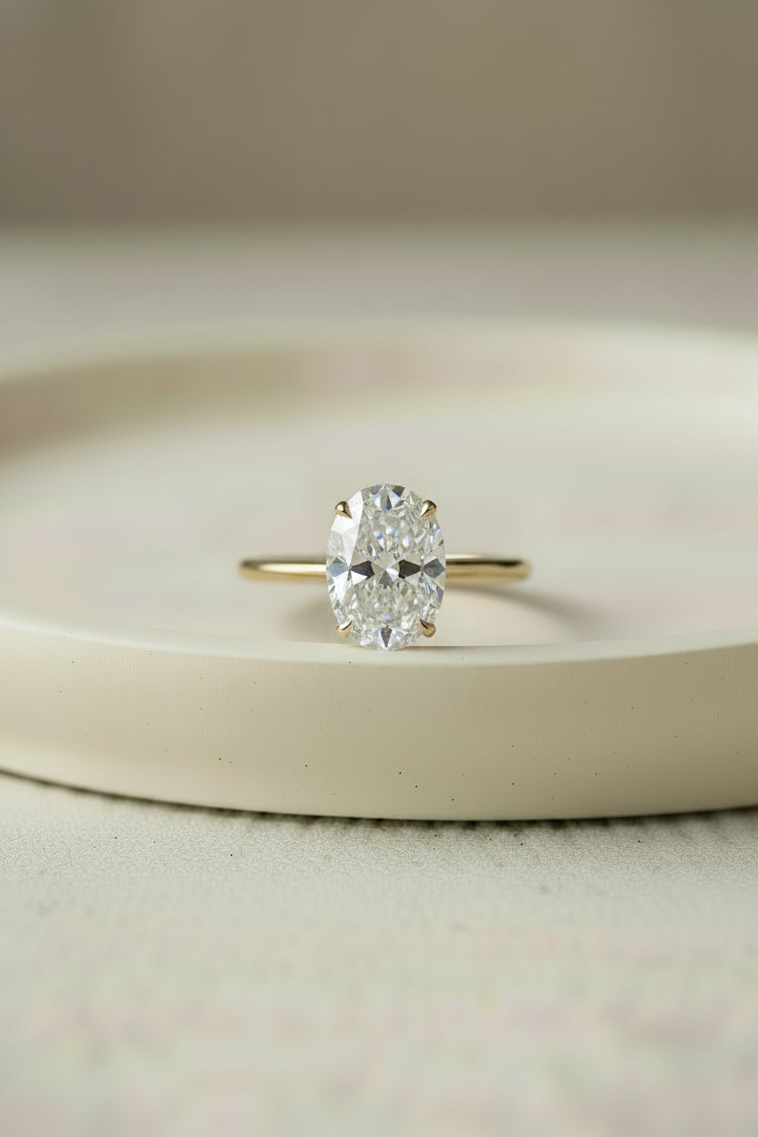 Signature Solitaire With Hidden Halo